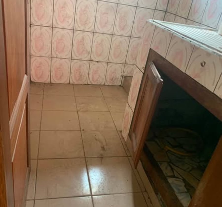 Très vaste et jolie appartement moderne à Ndogpassi