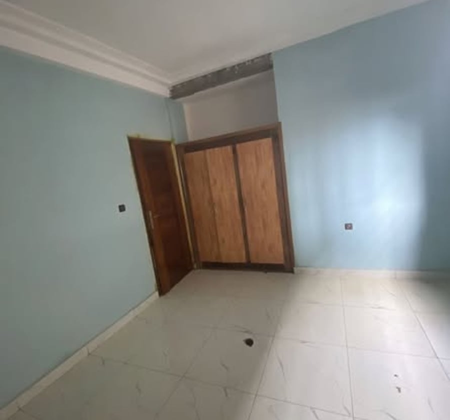 Appartement 3 chambres à Yassa