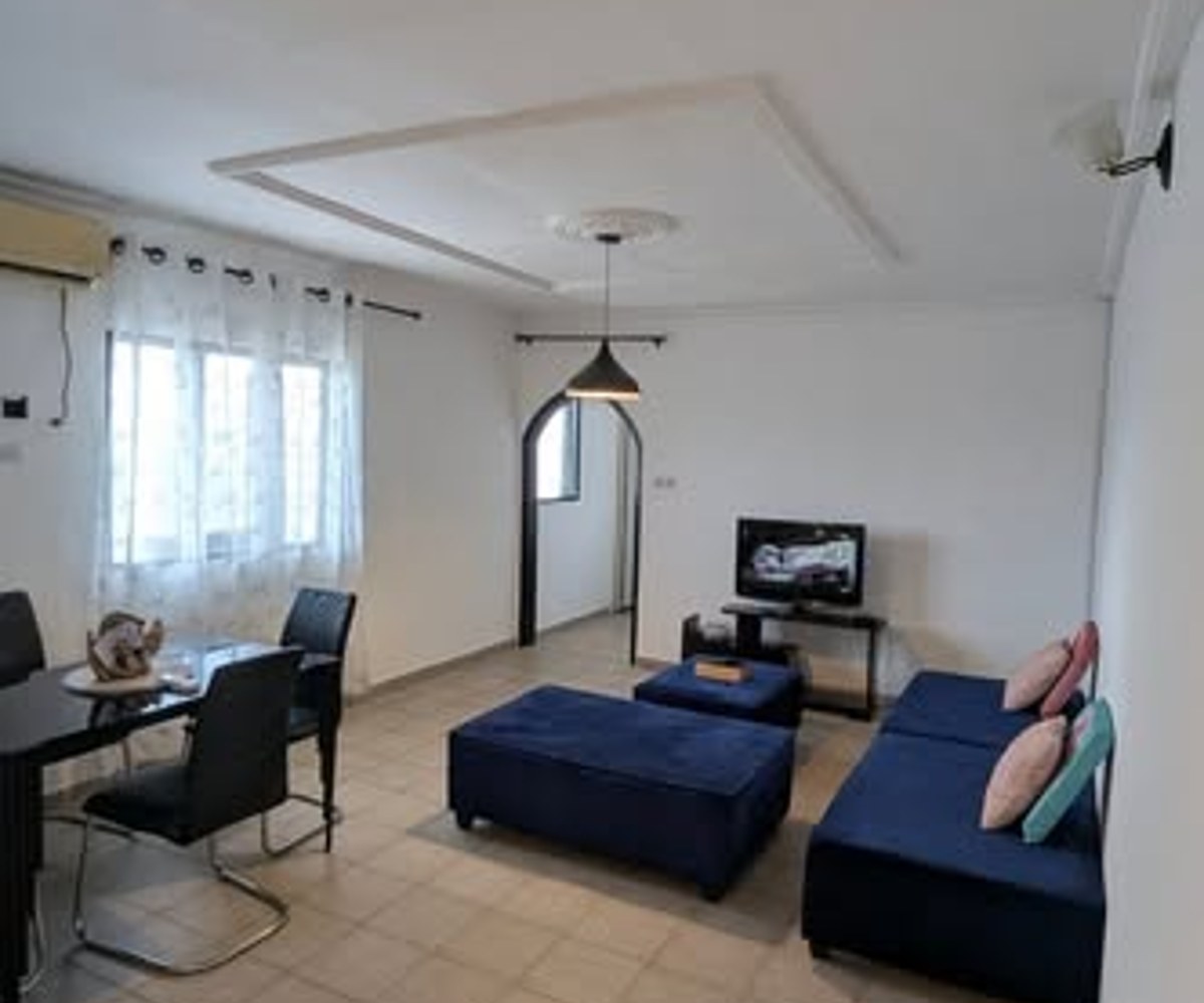 Studio moderne 4 pièces - Akwa