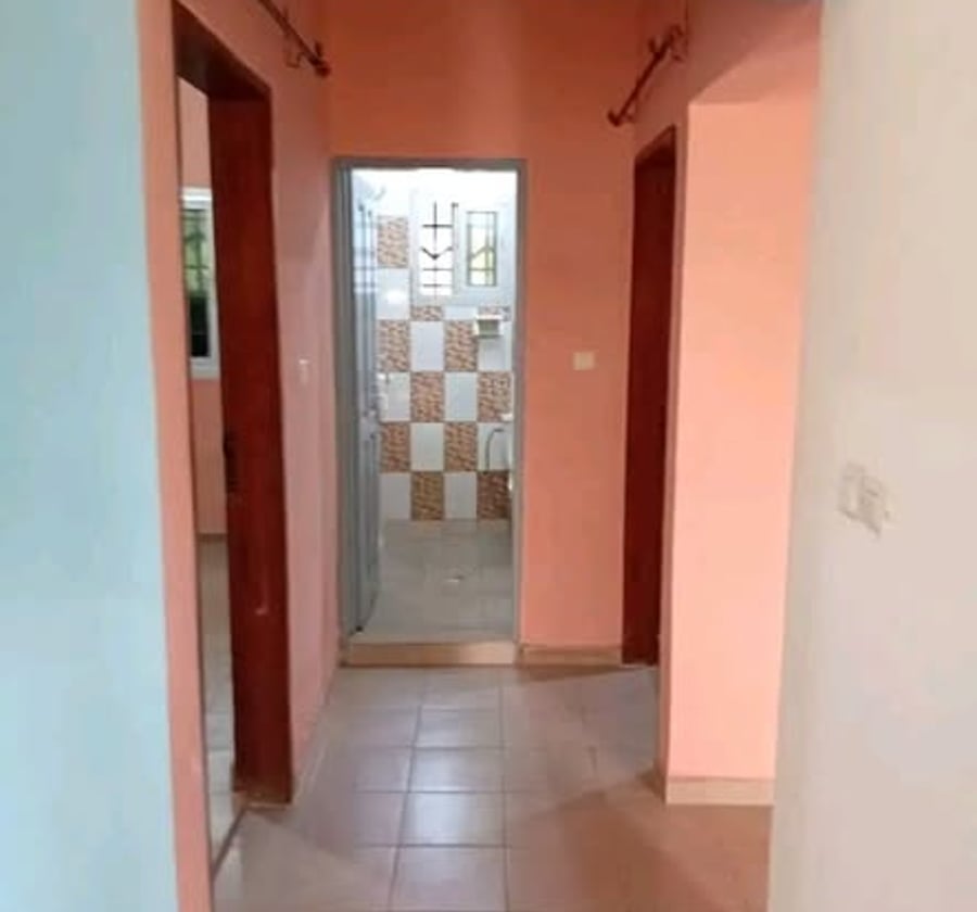 Appartement 2 chambres à Mimboman, Yaoundé - 90 000 FCFA/mois