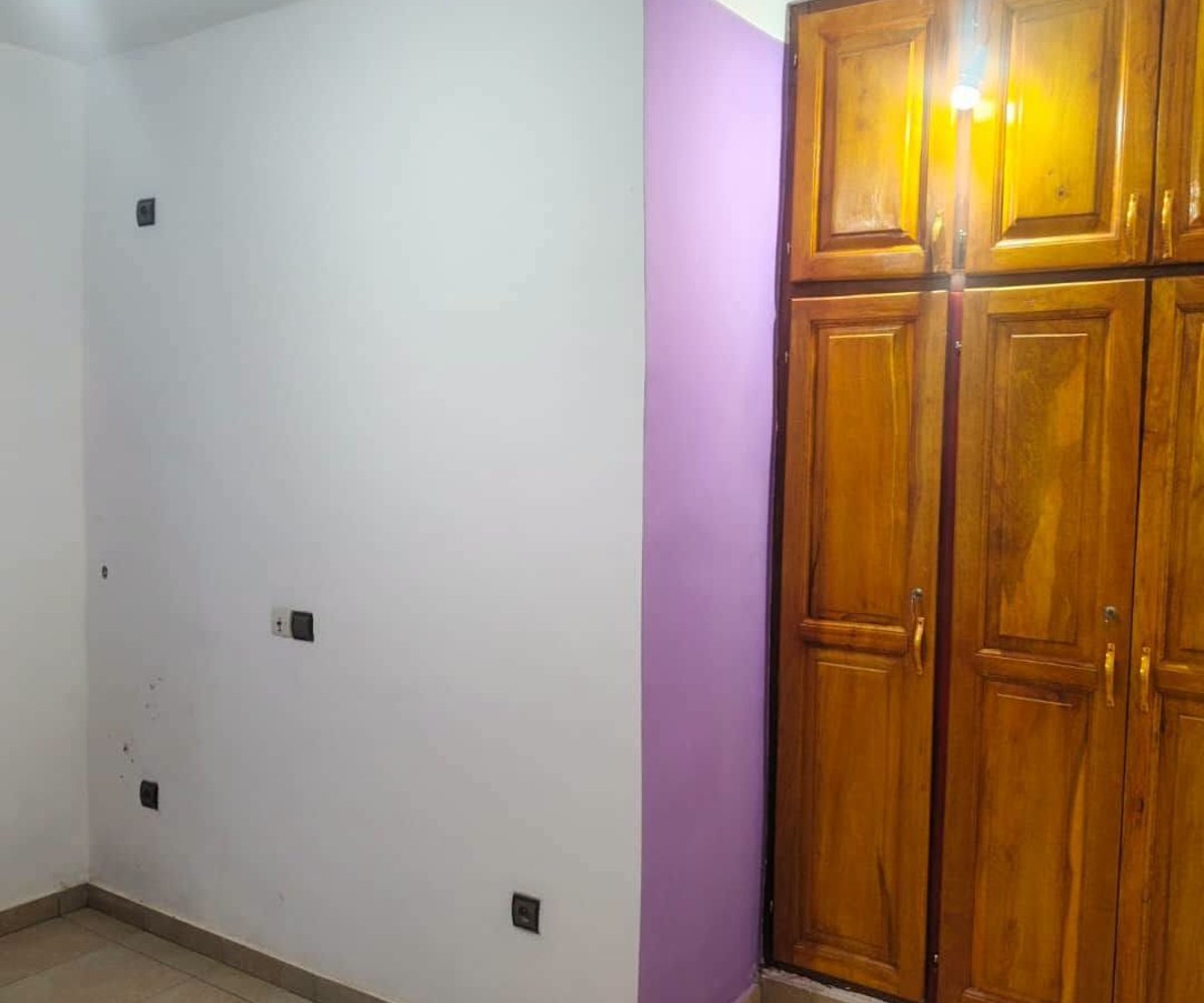 3 chambres à louer - Messamendongo