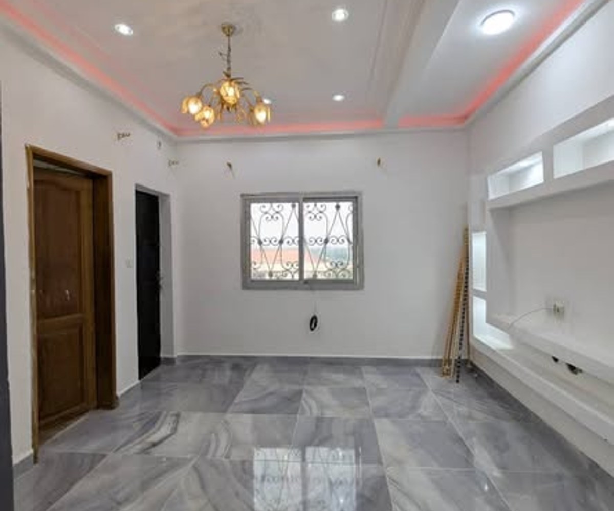 Studio moderne à louer - Ahala Barrière