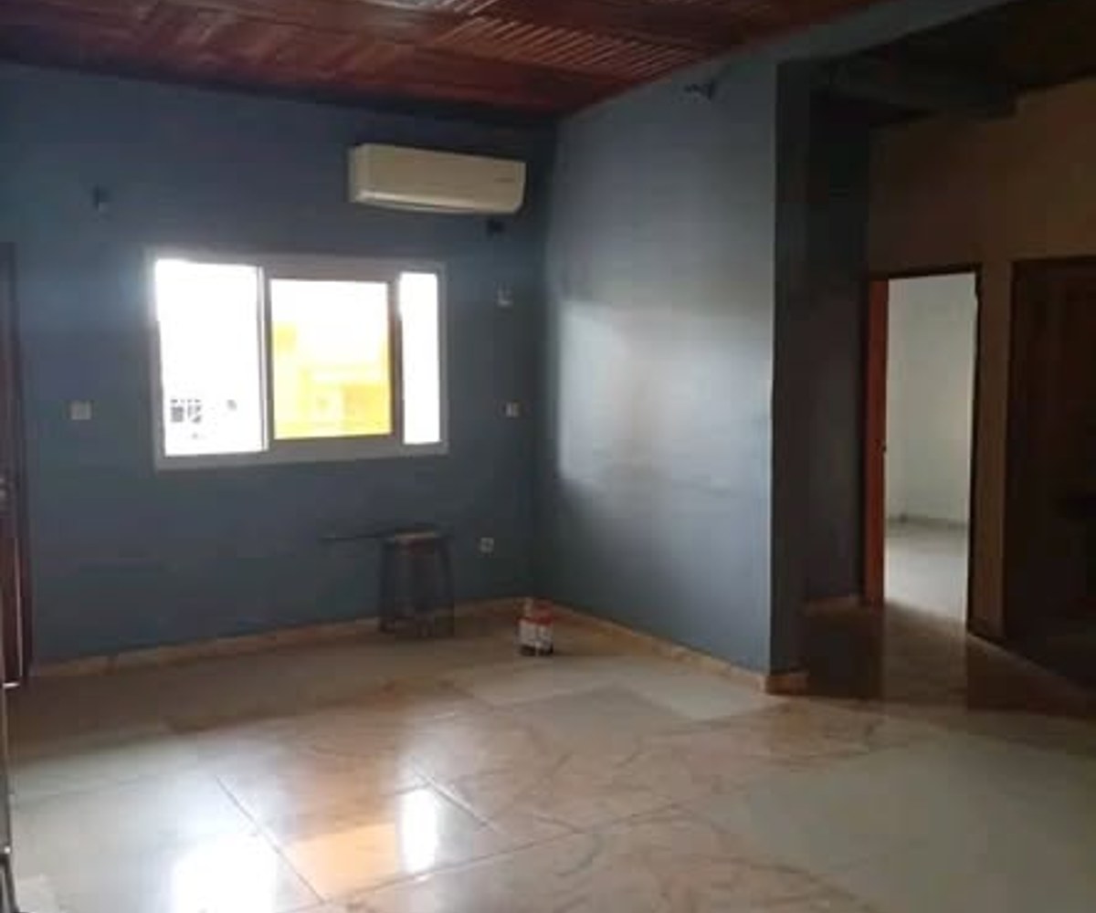 Joli appartement moderne climatisé à Beedi