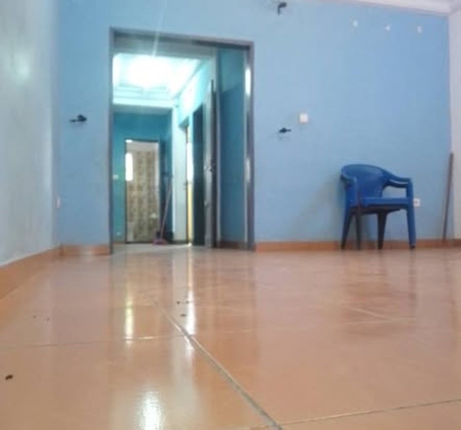 Appartement 2 chambres à louer à Akwa Nord
