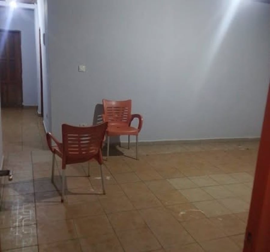 Grand appartement moderne à Sous Manguier