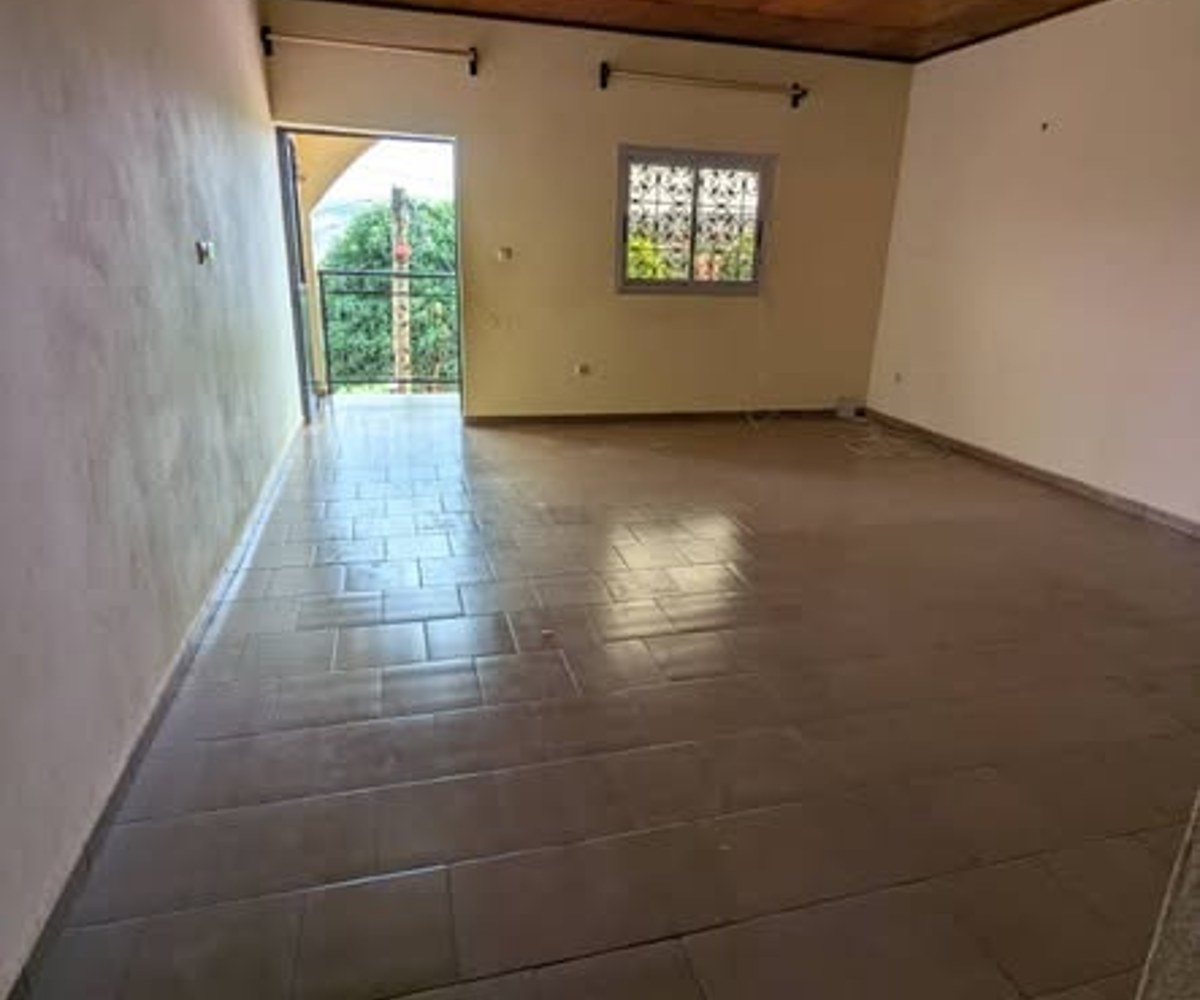 Appartement à louer à Etoudi - 3 chambres