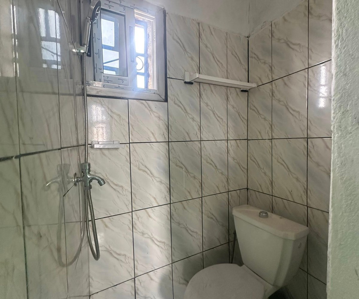 4 chambres modernes à louer à PK 8, Douala
