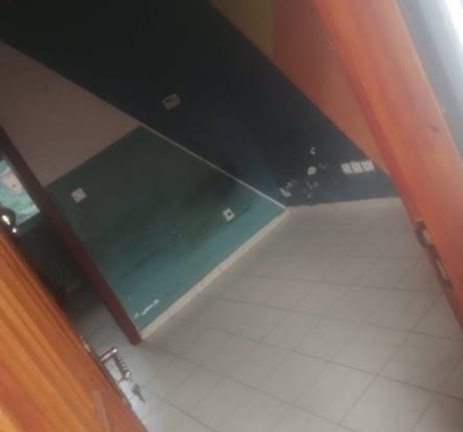 Vaste studio moderne à louer - Nkomo, Yaoundé