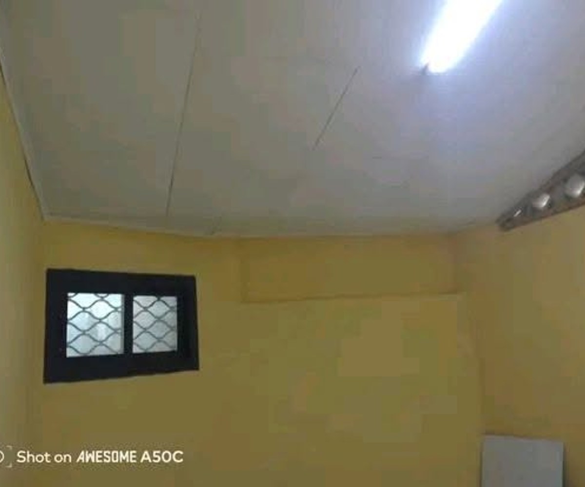 Studio moderne à louer au Rond point CCC