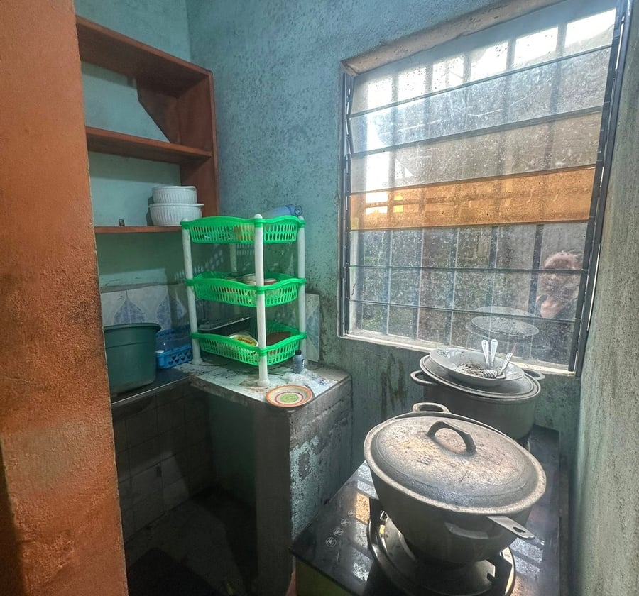 Chambre moderne 3 pièces - PK14, Douala