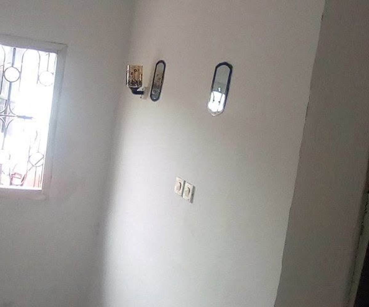 Chambre moderne à PK 9