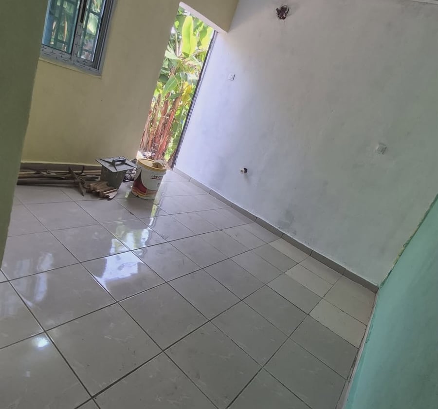 Chambre moderne 2 pièces - Village, Douala