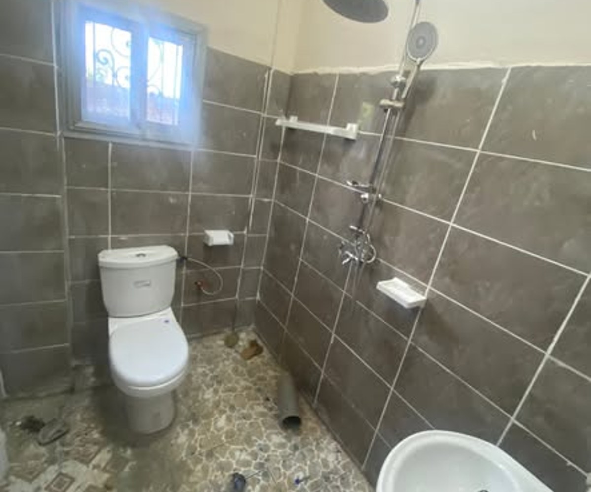 Studio moderne à louer - Simbock, Batibo