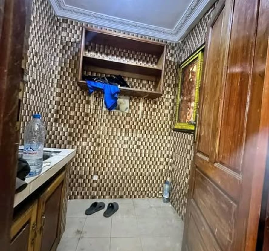 Studio moderne à Cité Sic, Douala