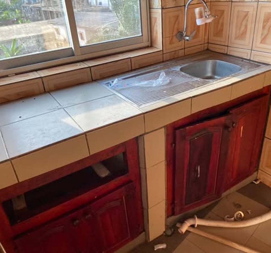 Appartement moderne climatisé à louer – Jardin Logbaba