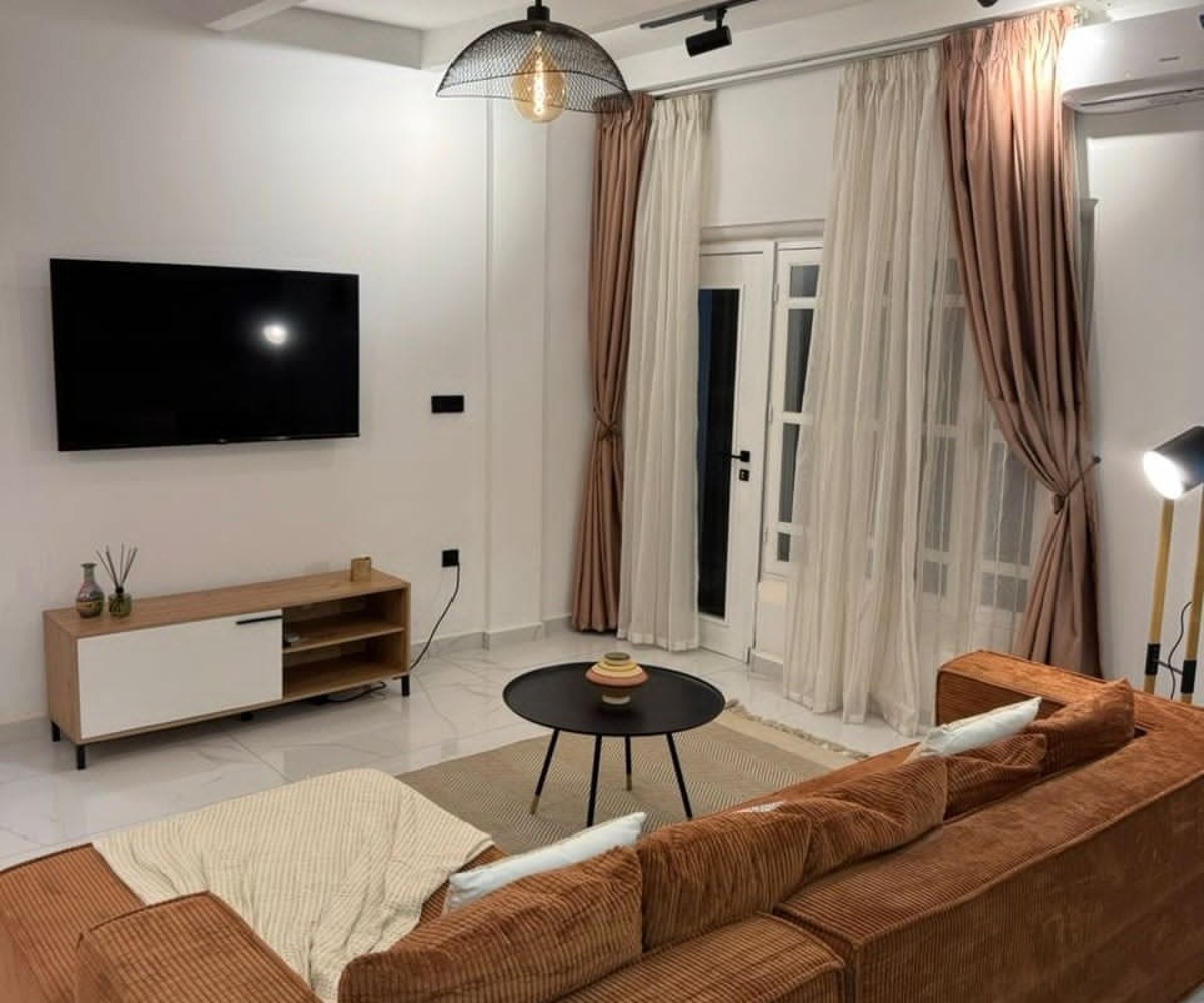 Appartement meublé haut standing avec piscine - Bastos