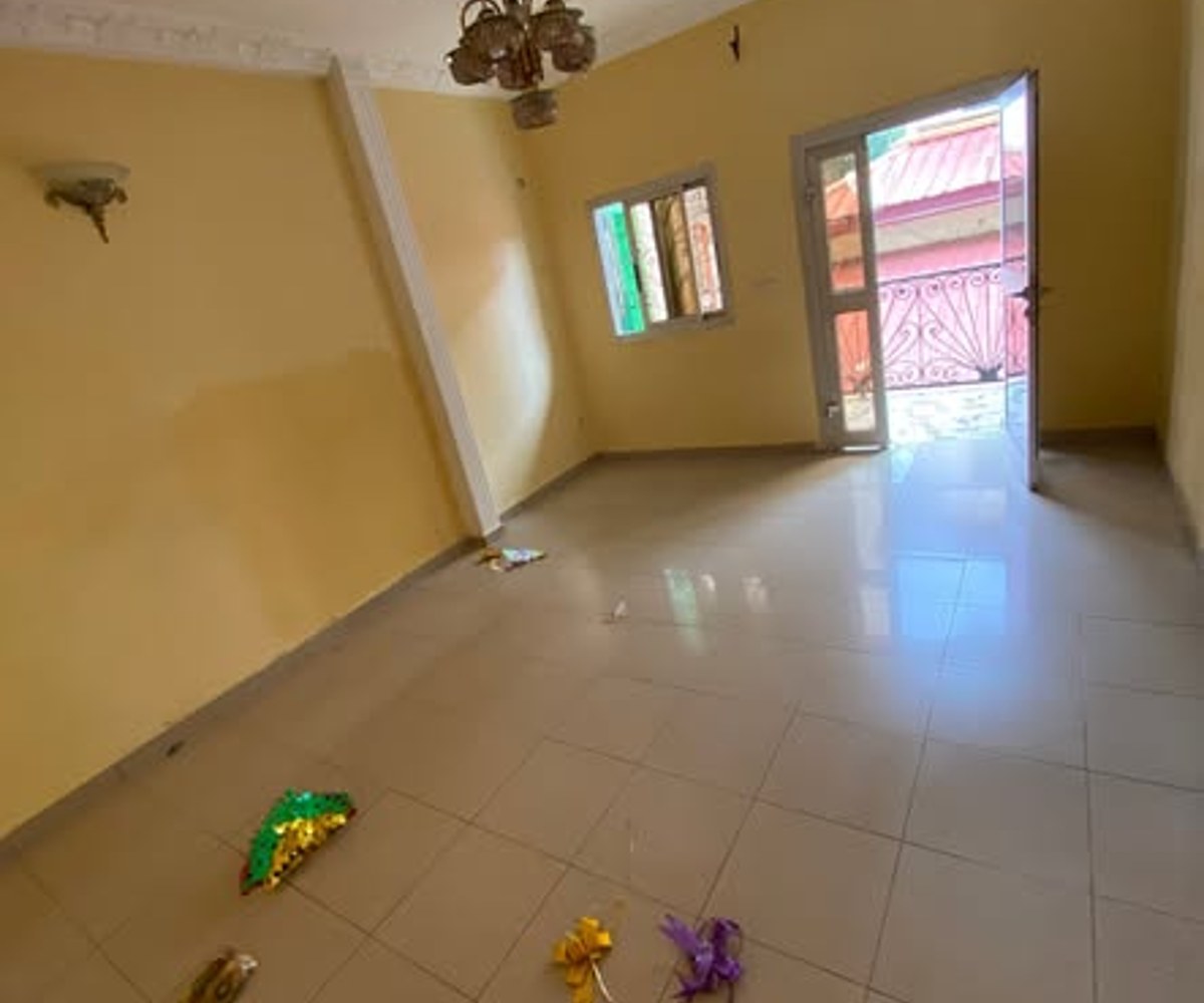 Appartement 2 chambres à Tsinga Village