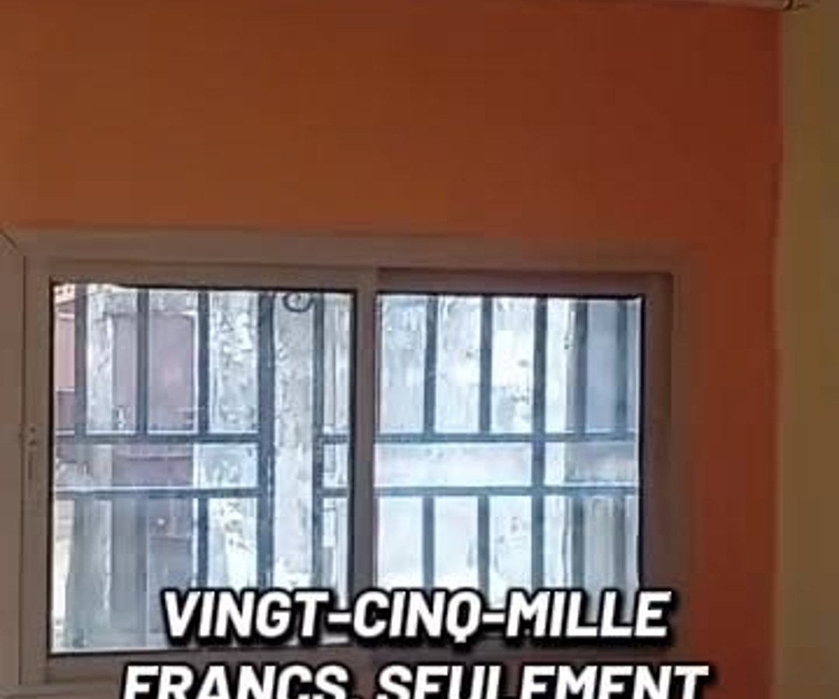Chambre moderne à louer à Biyem-Assi Jouvence
