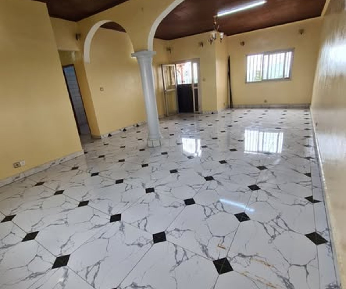 Appartement moderne à louer - Monti, Yaoundé
