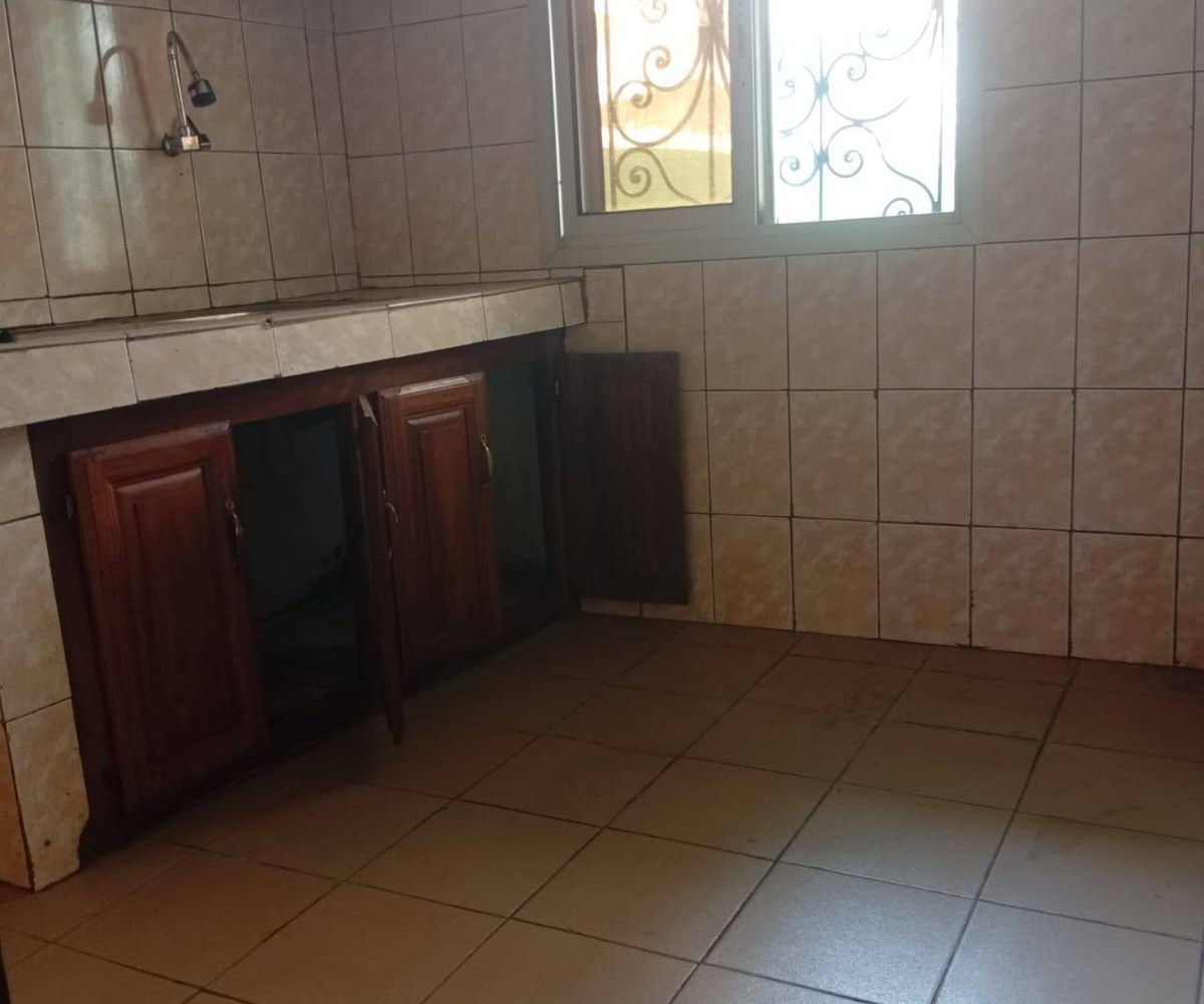 Appartement 2 chambres à louer à Ekie, Yaoundé