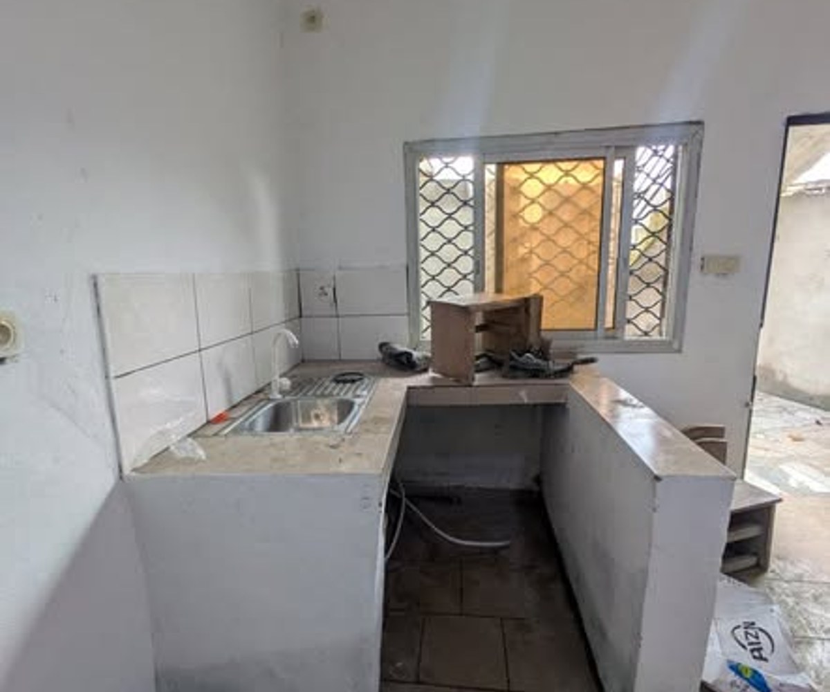 Studio à louer à Logpom - Carrefour Bassong