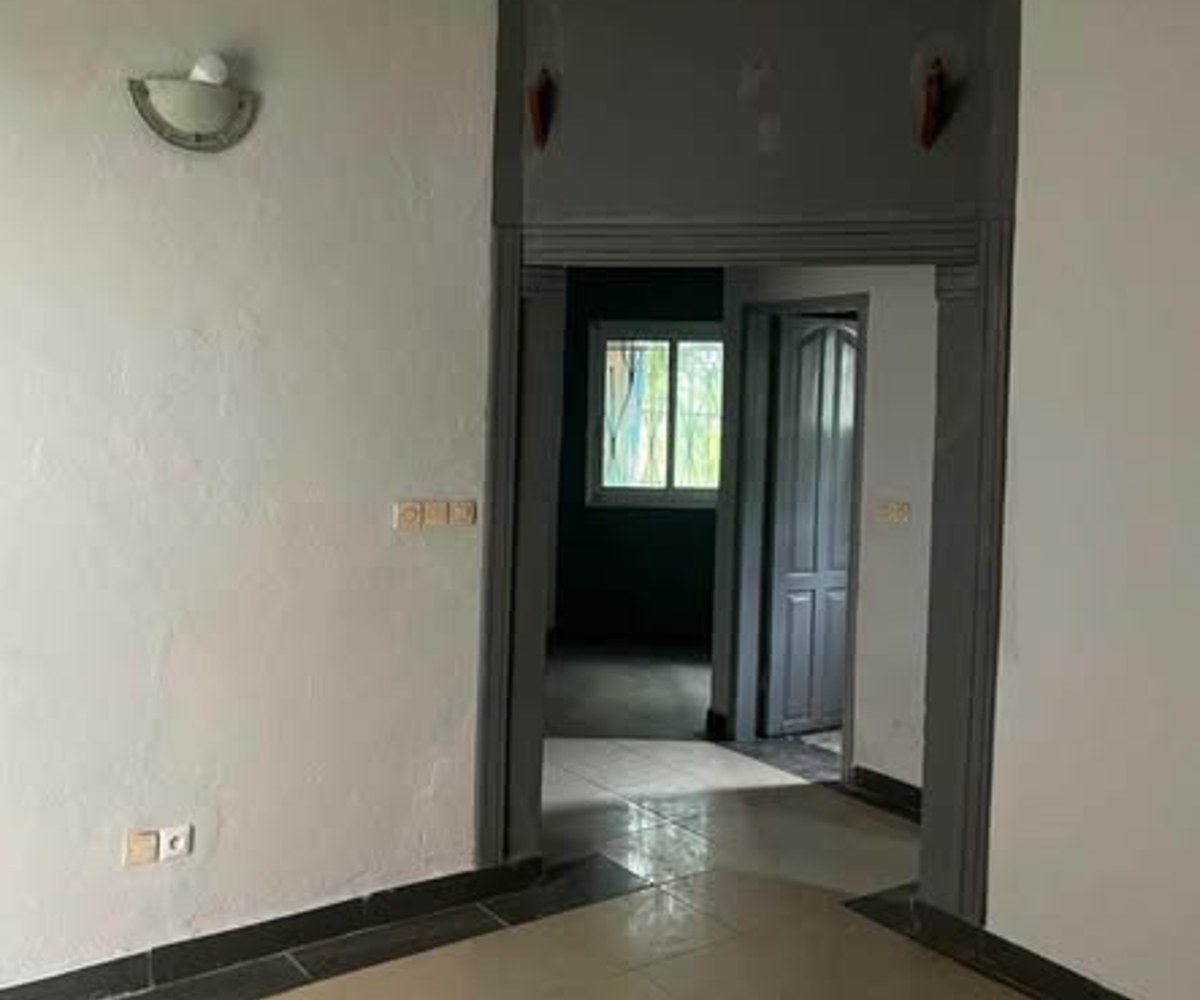 Appartement moderne à louer - PK14, Douala