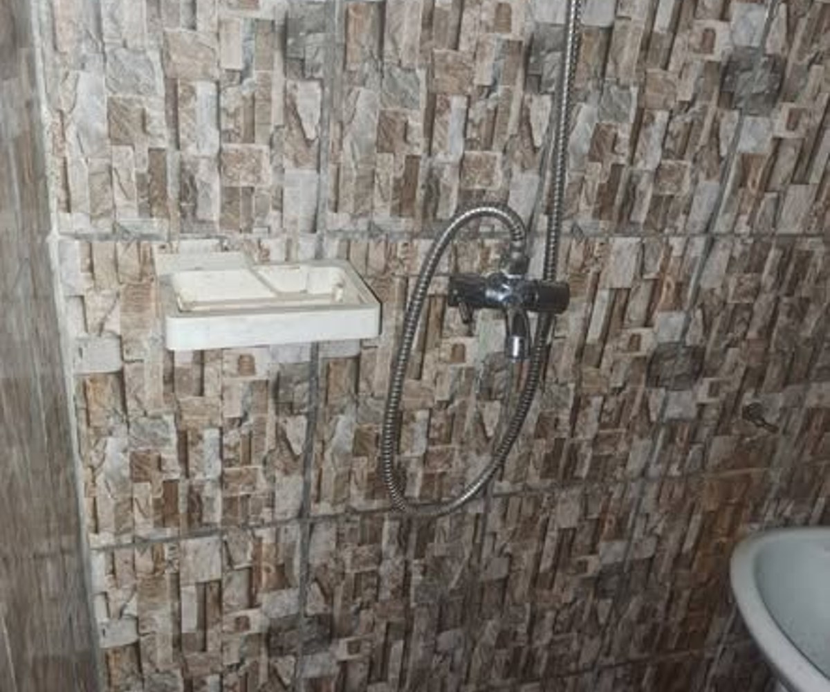 Chambres modernes à Nkolfoulou
