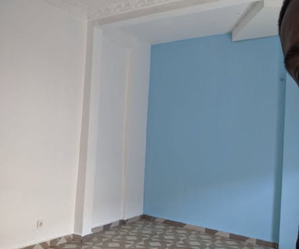Studio moderne bon standing - Yaoundé Awae Escalier