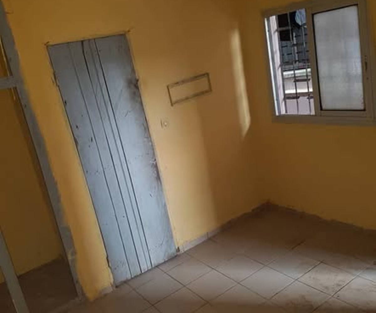 Chambre moderne à louer à Douala PK 15