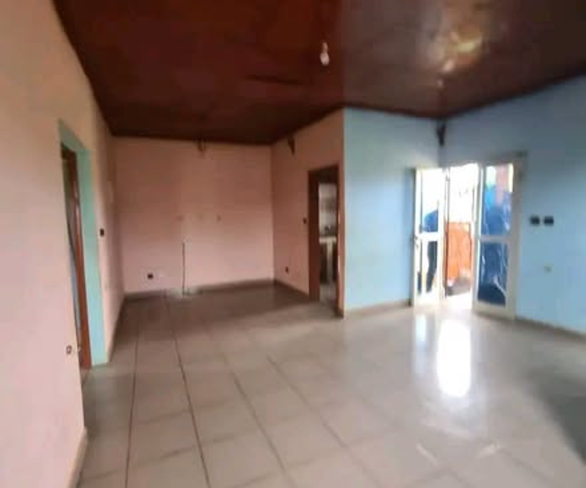 Appartement 2 chambres à louer à Awae Monti