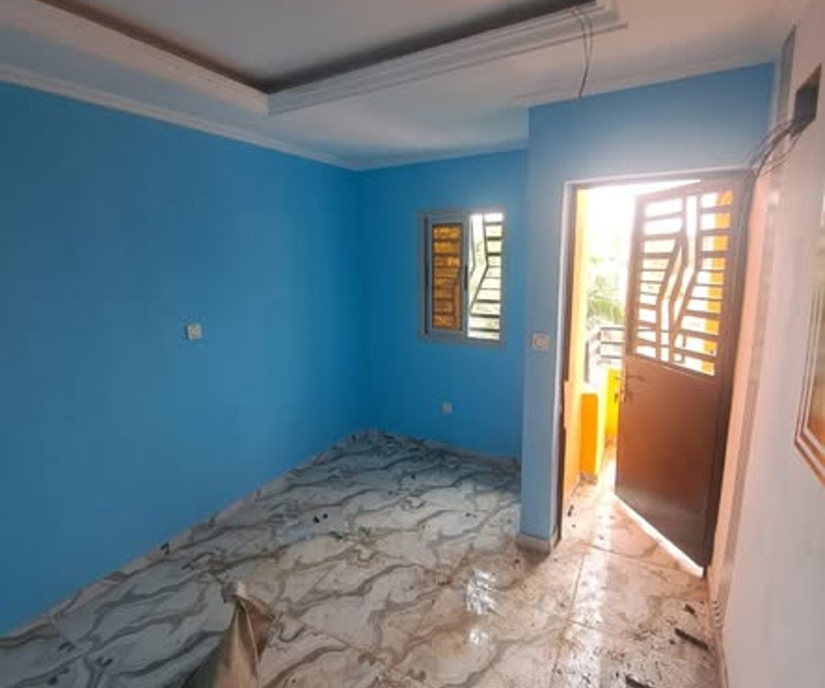Chambre Moderne près de Petit Marché Odza
