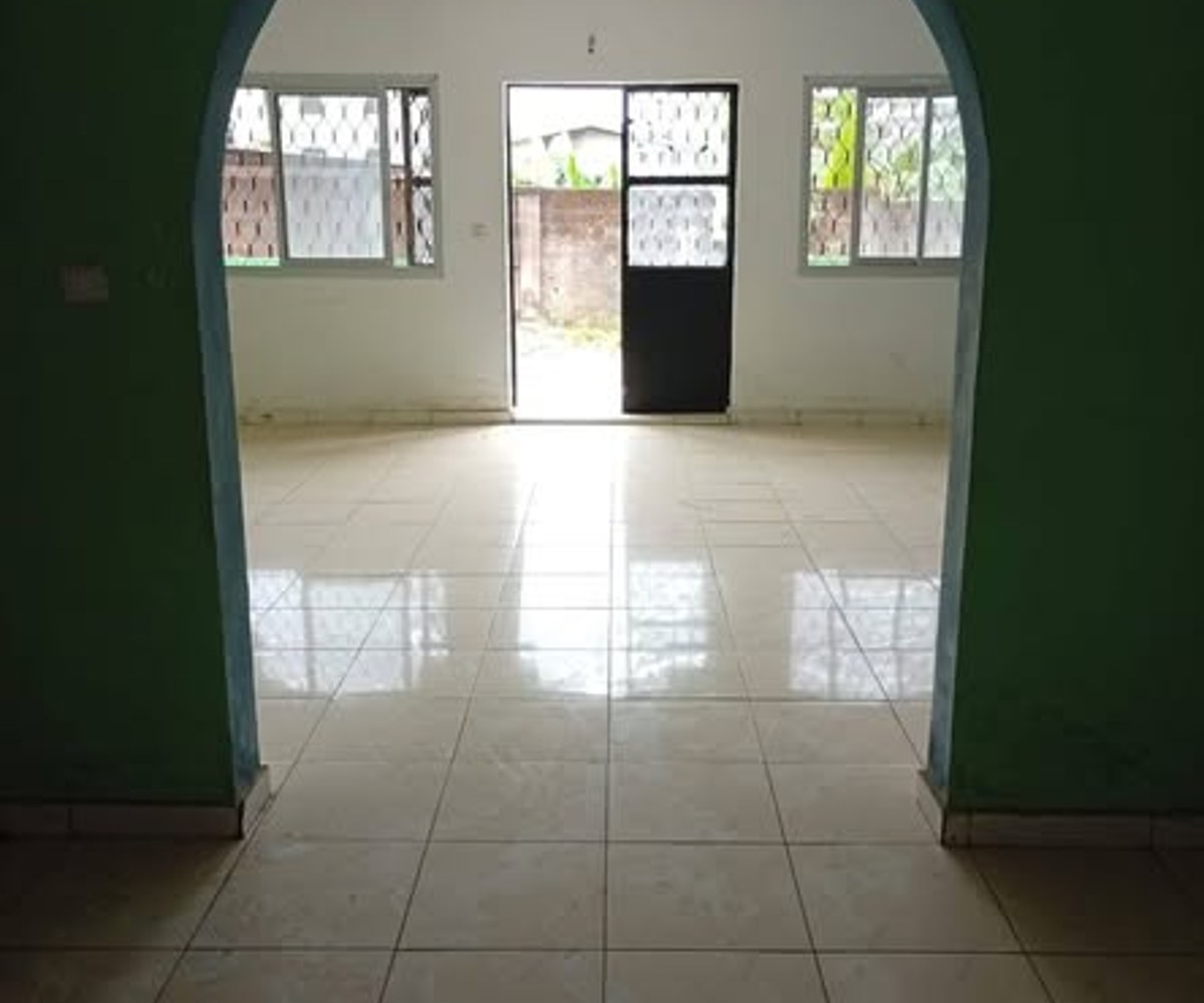 Appartement à Beedi