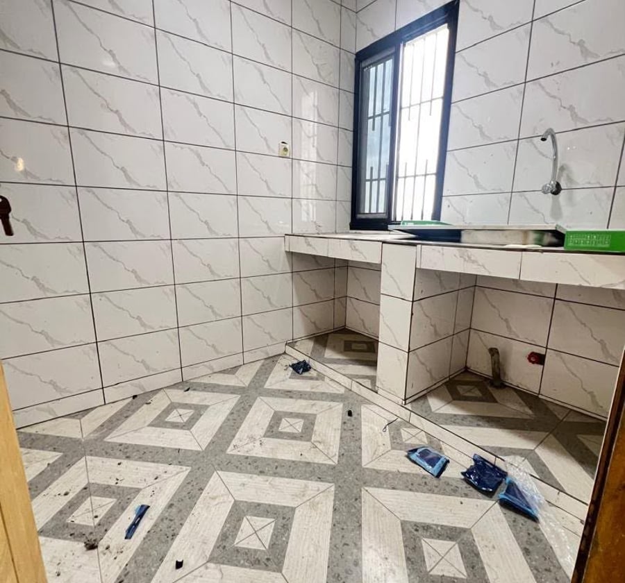 Studio à louer à Logpom - 80 000 XAF/mois