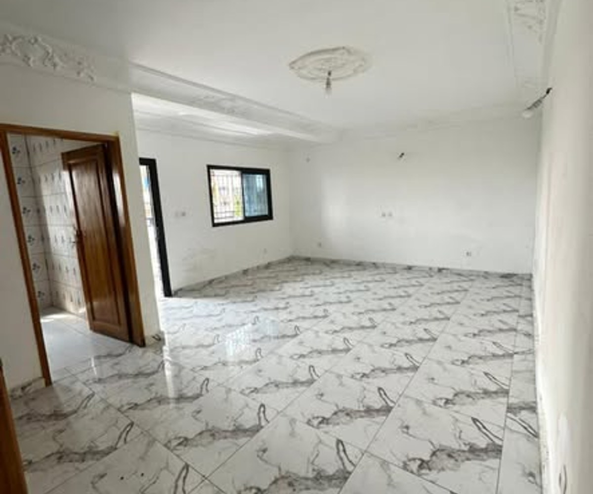 Appartement charismatique à Yassa
