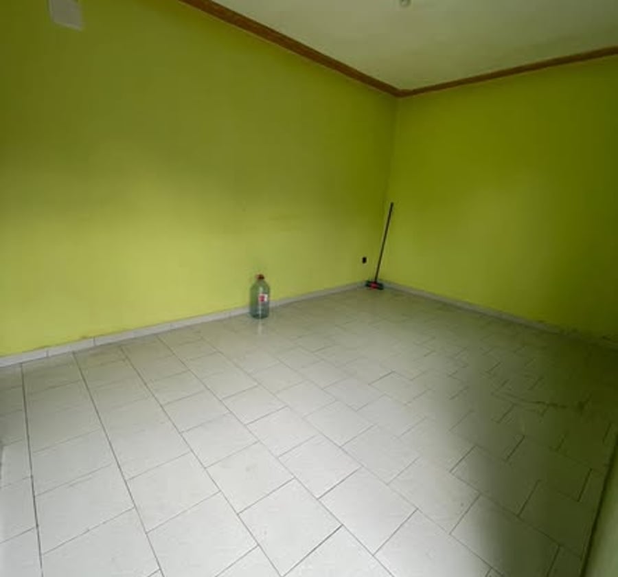 Grand studio moderne à Beedi