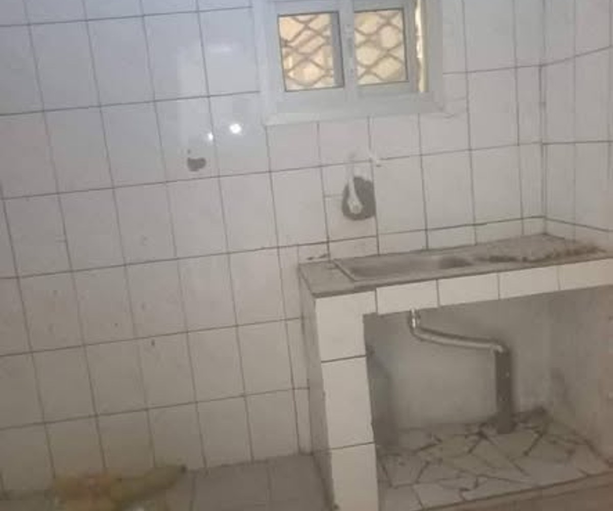 Studio moderne à louer - Ndogbong, Douala
