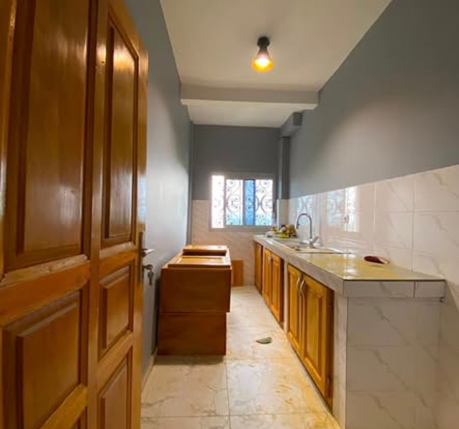 Appartement de 2 chambres à Bangue, Douala