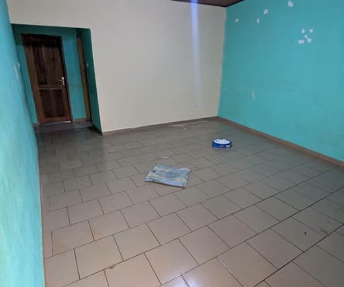 Studio moderne neuf à louer - Nkolfoulou