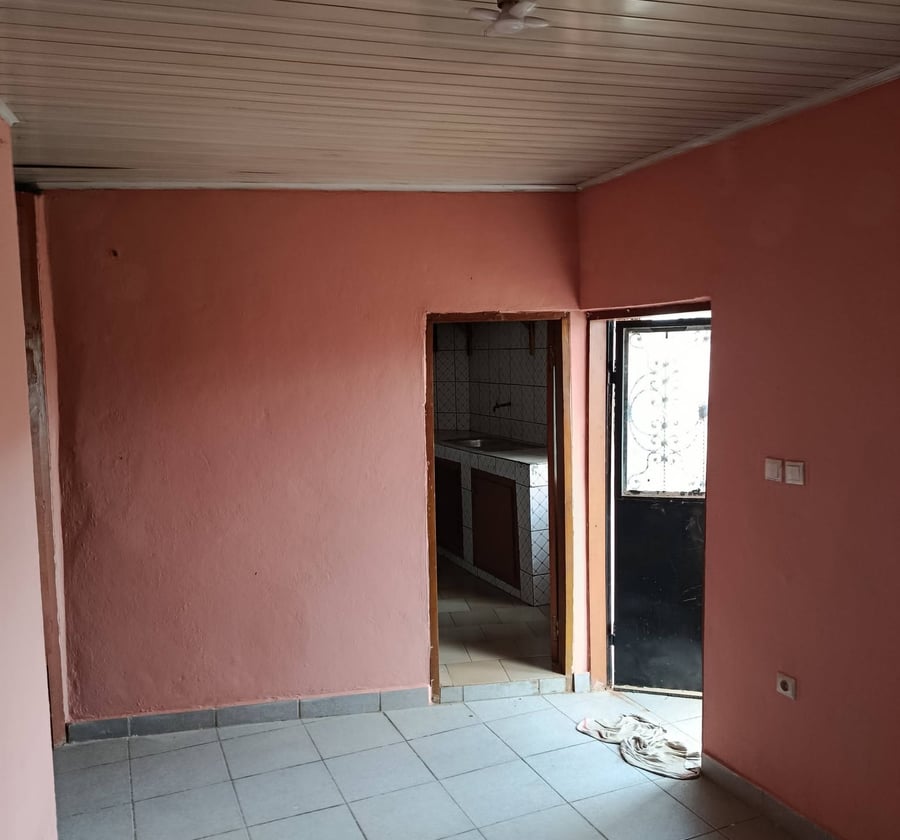 Studio moderne à Emana - 70 000 XAF/mois