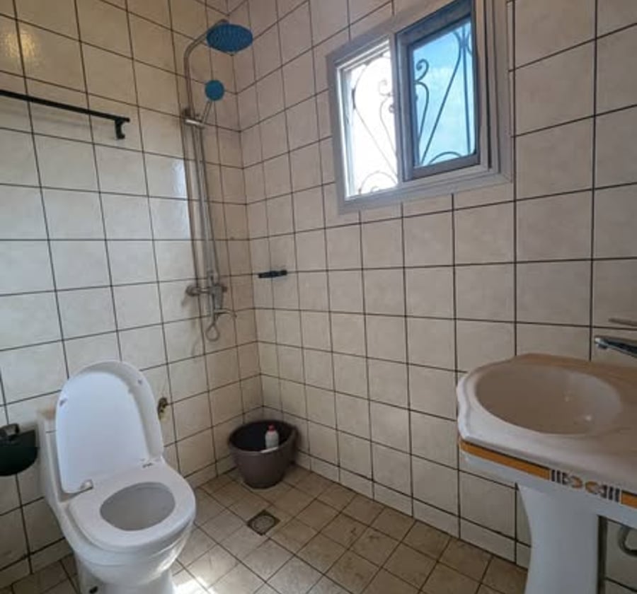 Studio moderne à louer - Ngousso Hôpital Général