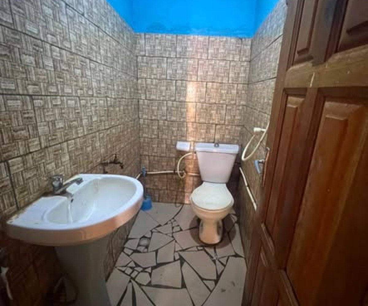 Studio moderne à louer à Mendong