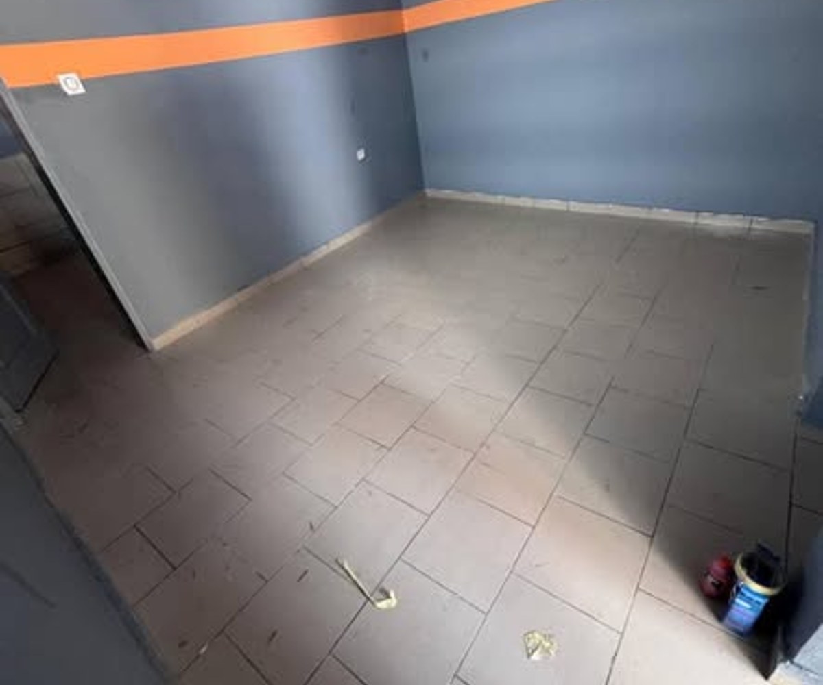 Studio à louer à Eleveur - 50 000 FCFA/mois