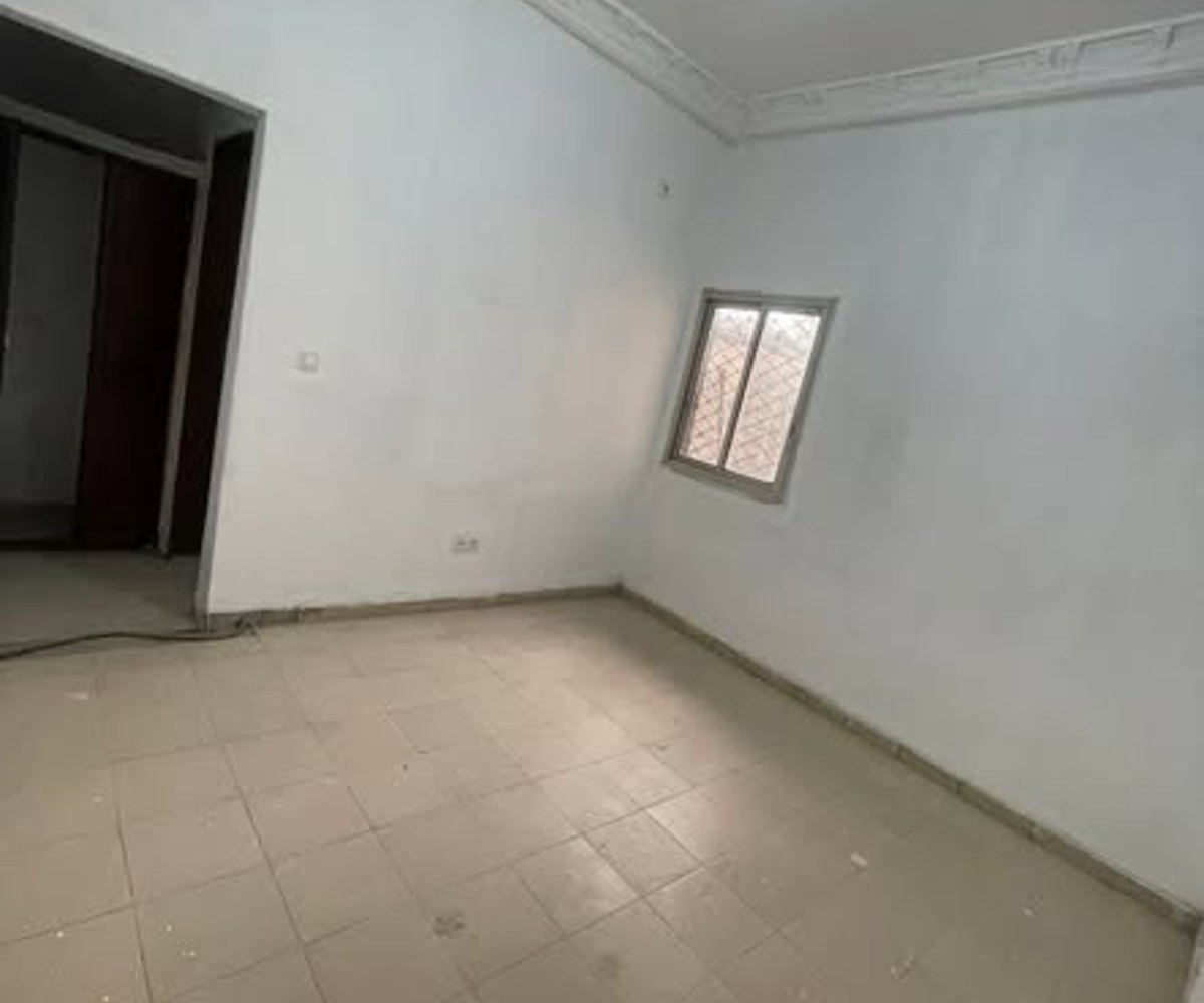 Appartement moderne neuf à Nyalla Parisò