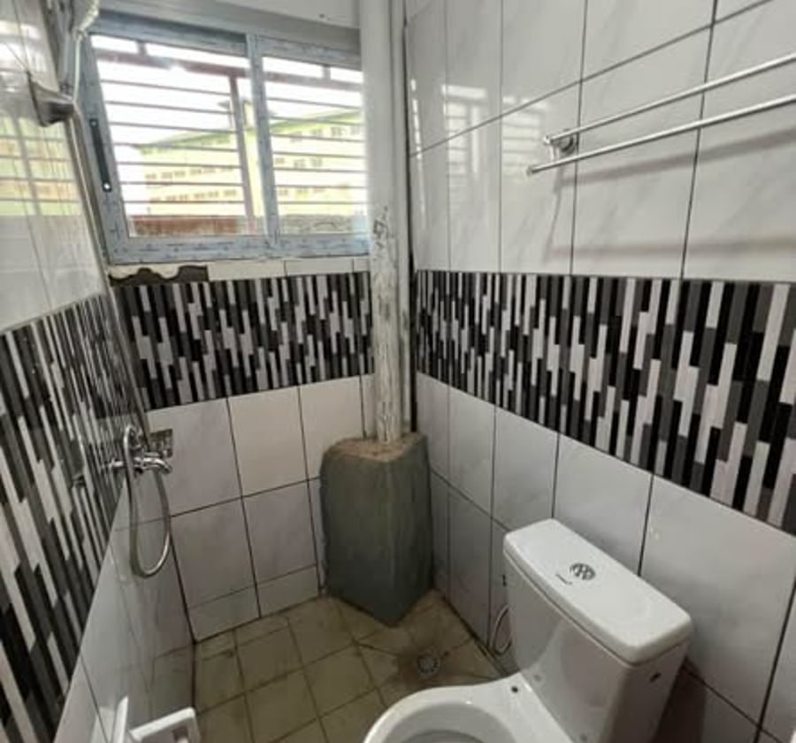 Chambre moderne à louer – Tsinga Village, Yaoundé
