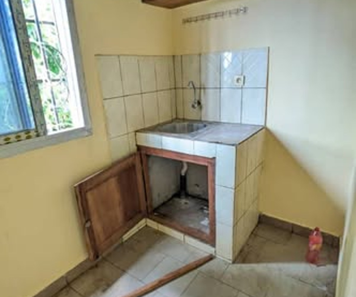 Vaste Appartement Moderne à louer à Messassi Nyom