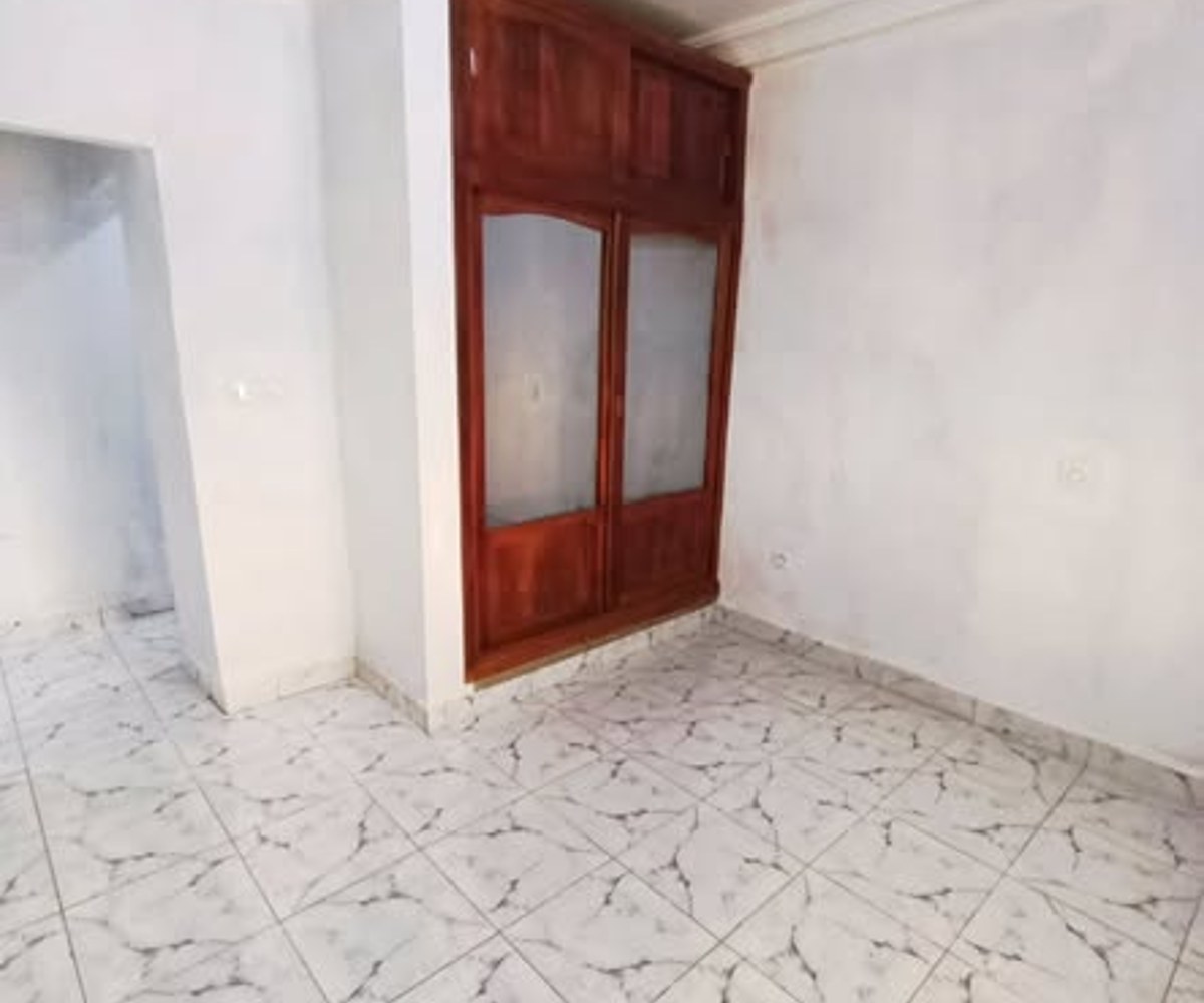 Appartement neuf à louer à Obobogo