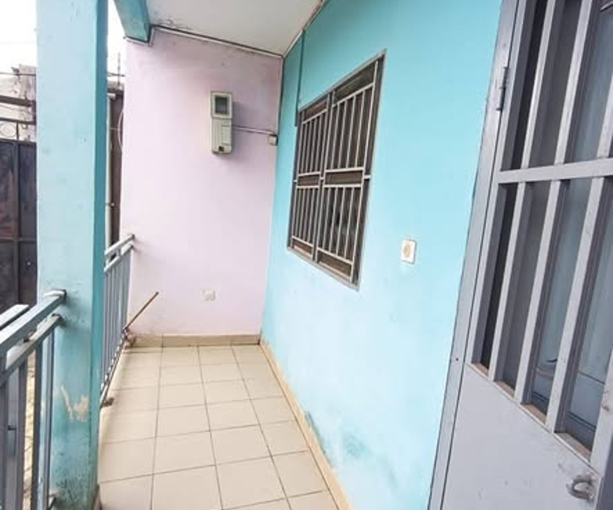 Studio moderne à louer - Biyem-Assi, Yaoundé