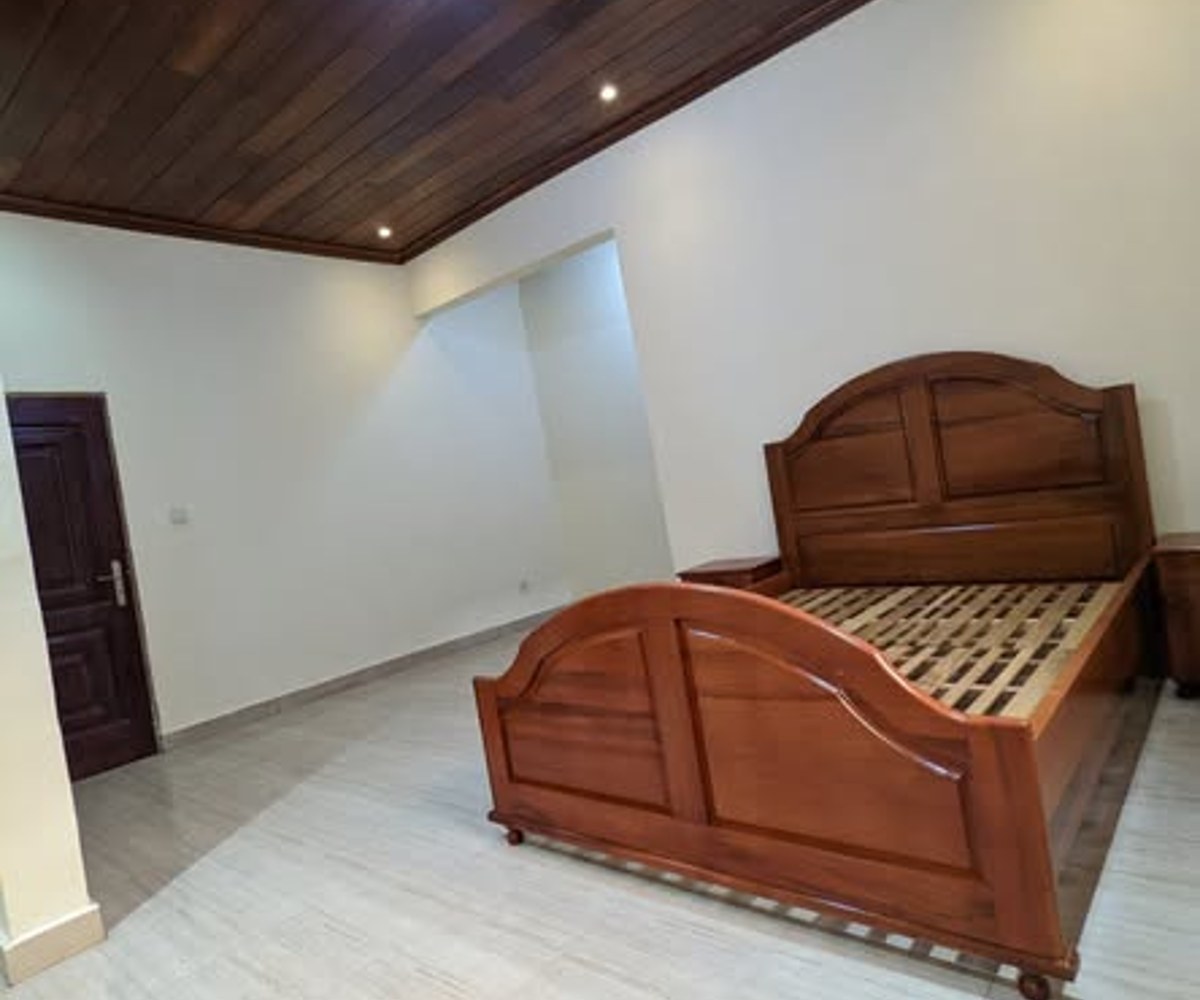 Villa à louer à Odza - 3 chambres