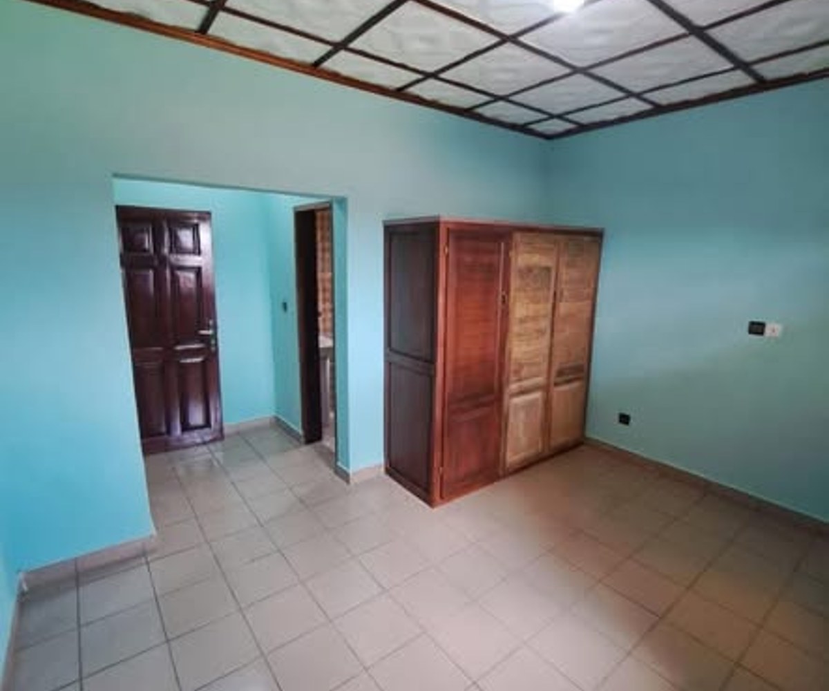 Appartement haut standing à Odza