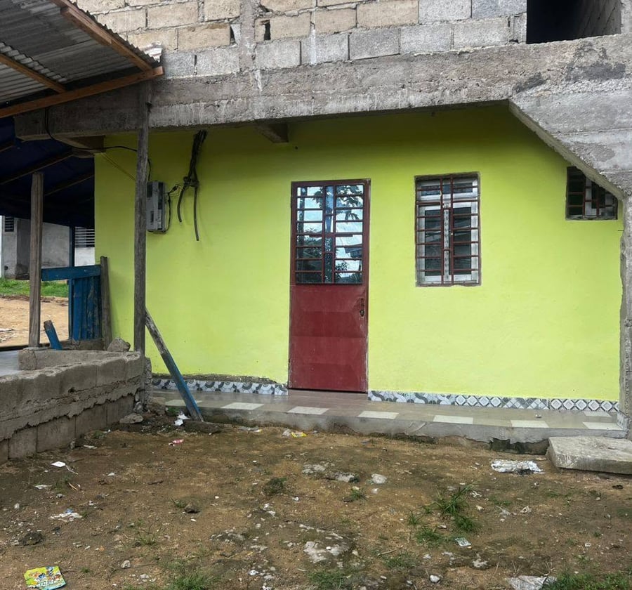 Chambre moderne à Yassa – 30 000 XAF/mois